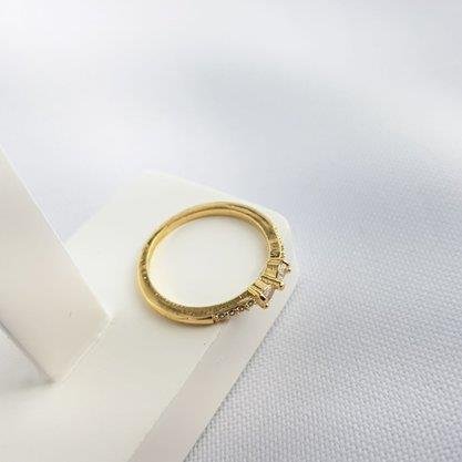 ANEL DELICADO ARO CRAVEJADO LACO COM ZIRCONIA| BANHADO EM OURO 18K