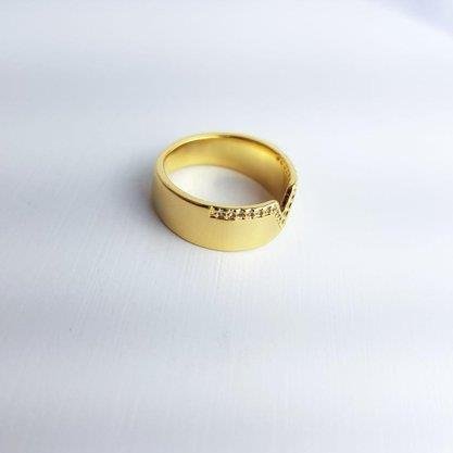 ANEL INSPIRACAO VIVARA ALIANCA LISA V CRAV| BANHADO EM OURO 18K