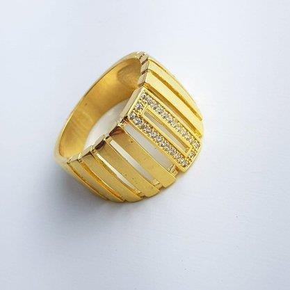 ANEL ESTEIRA CRAVEJADO NO CENTRO | BANHADO EM OURO 18K