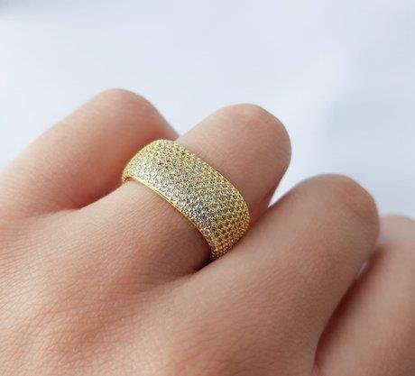 ANEL QUADRADO FRENTE MICRO CRAV LISO ATRAS | OURO 18K ECOMM