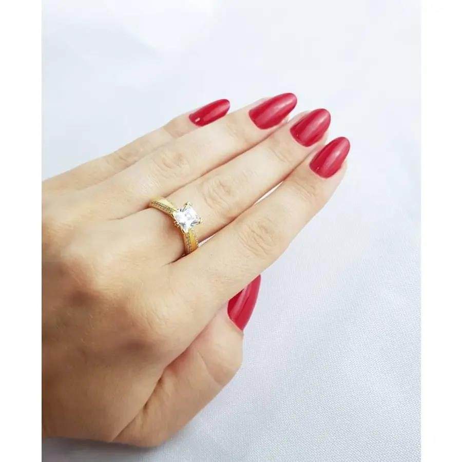 ANEL ARO LISO E CRAV SOBREPOSTOS COM ZIRCONIA 8X5M