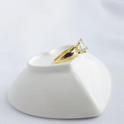 ANEL SOLITARIO 8MM 4 GARRINHAS ARO ALTO | BANHADO EM OURO 18K