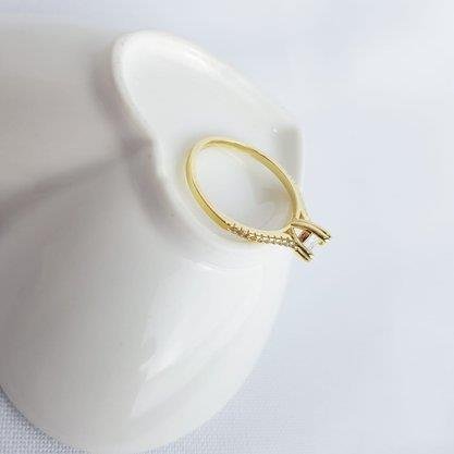 ANEL SOLITARIO ARO CRAV 4GARRAS DUPLAS |BANHADO EM OURO 18K