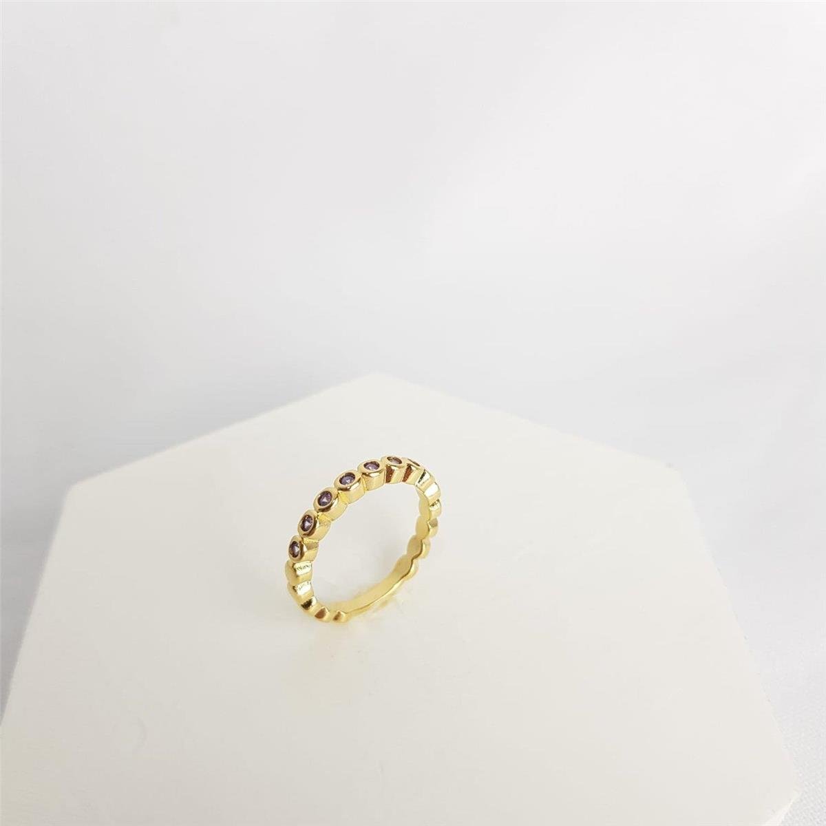 ANEL ZIRC REDONDAS LILAS E ACABAMENTO DOURADO ECOM