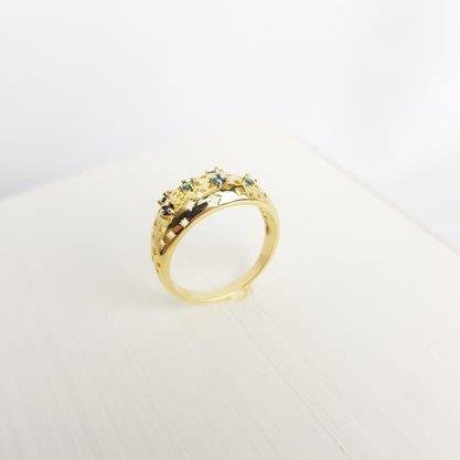 ANEL BALOADO VAZADO EM FORMATOS E ZIRC AZUIS| BANHADO EM OURO 18K