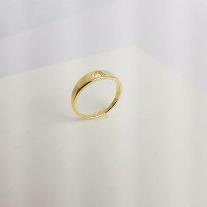 ANEL ARO LISO CORACAO VAZADO I ZIRC| BANHADO EM OURO 18K