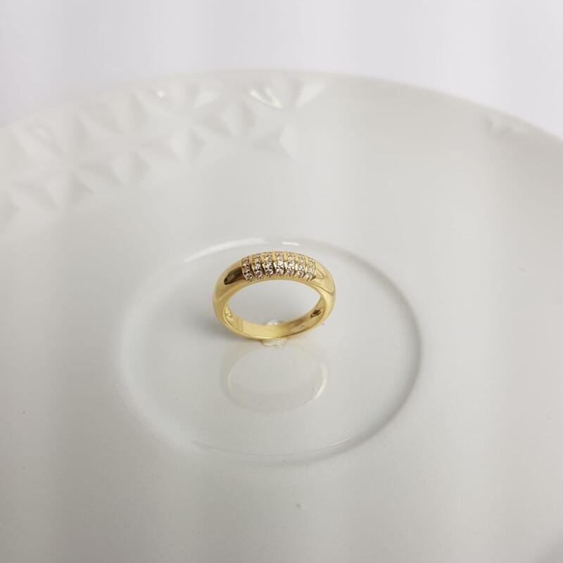 NEL BALOADO LISO COM 7 FILETES CRAV AO MEIO| BANHADO EM OURO 18K