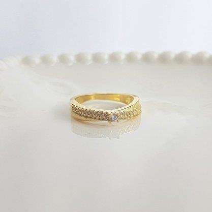 ANEL ARO X CRAV E LISO PEDRINHA NO MEIO| BANHADO EM OURO 18K