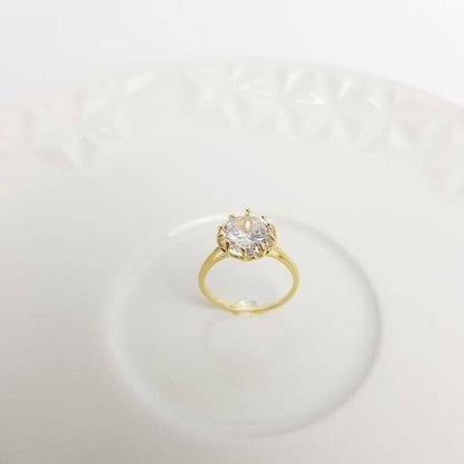 ANEL SOLITARIO ZIRC REDONDA 10 GARRINHAS | BANHADO EM OURO 18K
