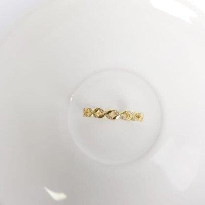 ANEL ARO TODO EM X METADE LISA E METADE CRAV | BANHADO EM OURO 18K