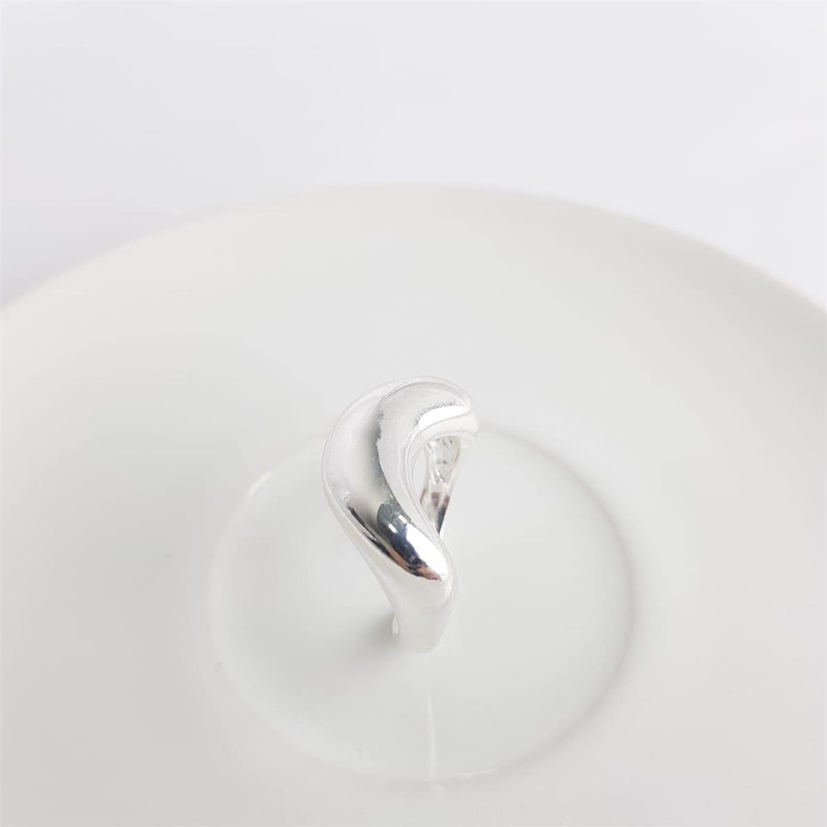 ANEL REGULAVEL CHAPA MEIA LUA LISA | BANHO DE PRATA 