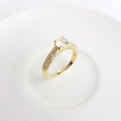 ANEL SOLITARIO ARO MICROCRAV 4MM ZIRC CX.ALTA| BANHADO EM OURO 18K