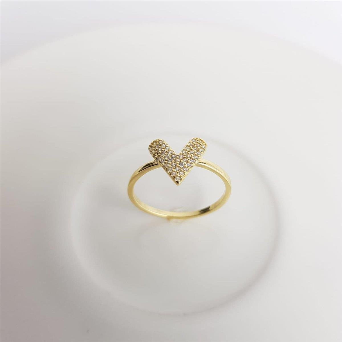 ANEL ARO LISO COM CORACAO ``V` AO MEIO CRAV