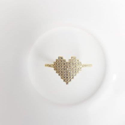 ANEL LISO COM FILETE E CORACAO 1,3CM AO MEIO CRAV