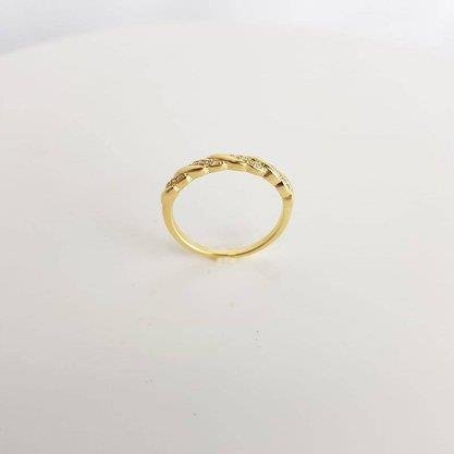 ANEL MEIA ALIANCA TRANCADA INTERCALADO CRAV E LISO | BANHADO EM OURO 18K