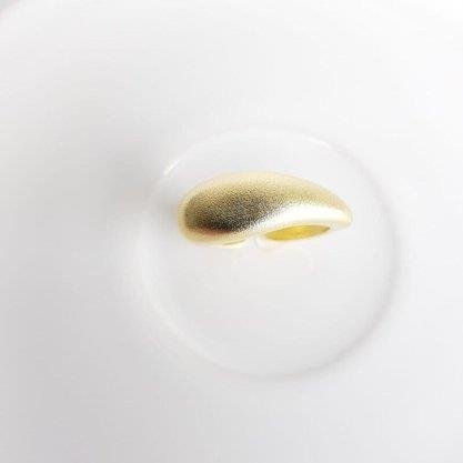 ANEL ABERTO FORMATO VIRGULA ACETINADO/BRILHOSO| BANHADO EM OURO 18K