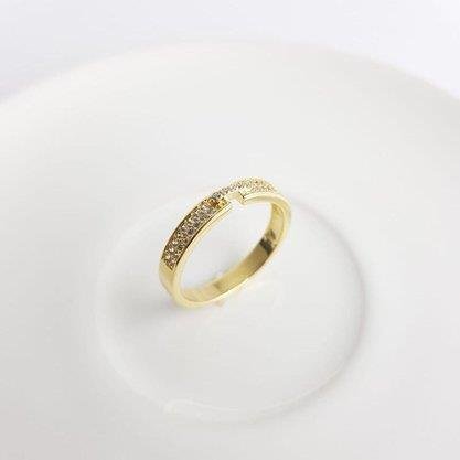 ANEL MEIA ALIANCA ABERTO FILETE AO MEIO CRAV 4MM