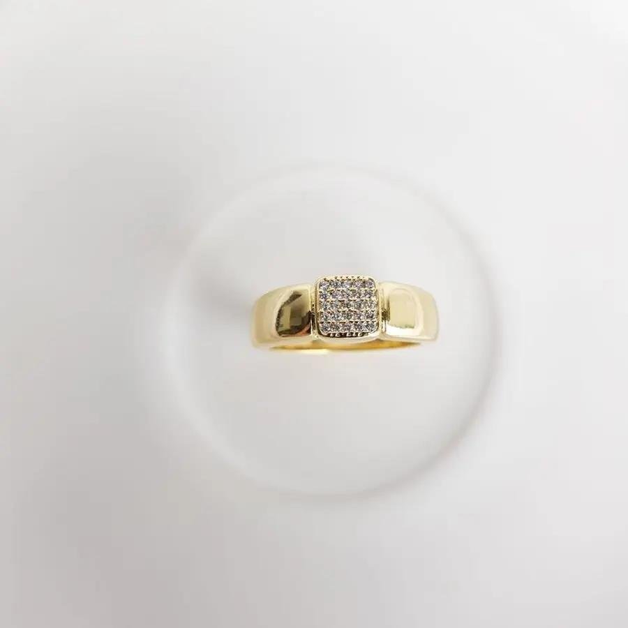 ANEL LISO C/ QUADRADO AO MEIO CRAVEJADO ZIRC