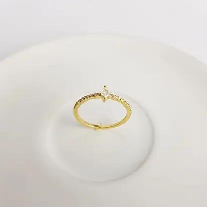 ANEL SOLITARIO FILETE CRAV GOTA CRISTAL| BANHADO EM OURO 18K