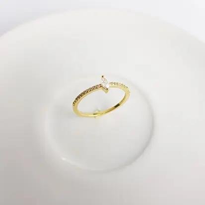 ANEL SOLITARIO FILETE CRAV GOTA CRISTAL| BANHADO EM OURO 18K