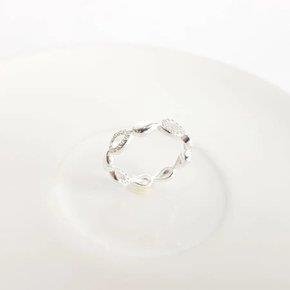 ANEL TODO EM GOTAS LISAS/CRAVÂ´S VAZADAS | PRATA 925