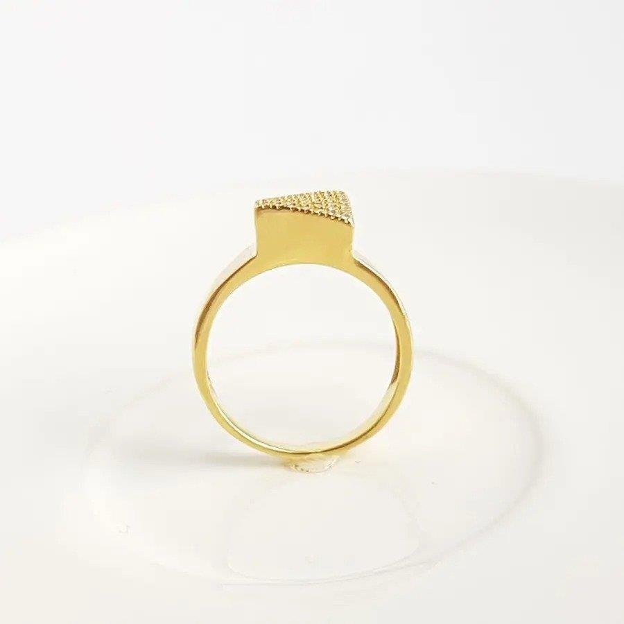 NEL ARO LISO MEIO QUADRADO CRAV CAIXA ALTA| BANHADO EM OURO 18K