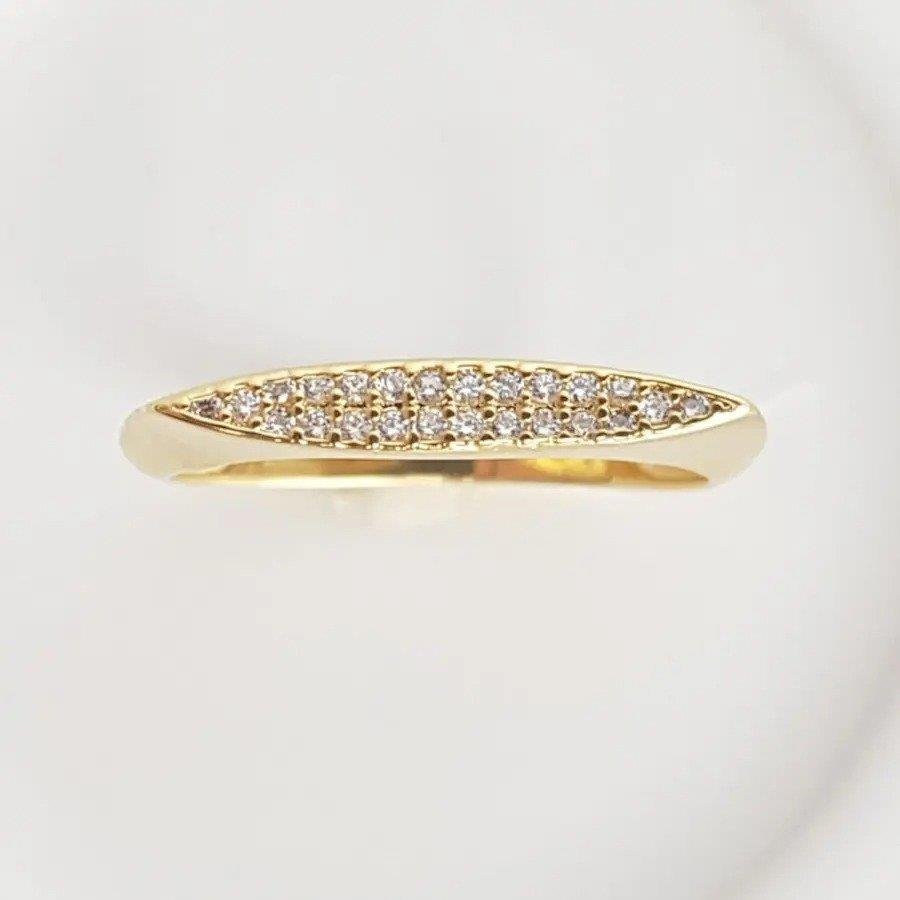 ANEL ARO LISO FRENTE RETA EM GOTA ACHATADA CRAV