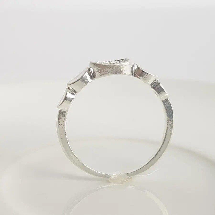 ANEL ARO LISO FRENTE EM OVAIS LISOS/MEIO CRAV | BANHO DE PRATA