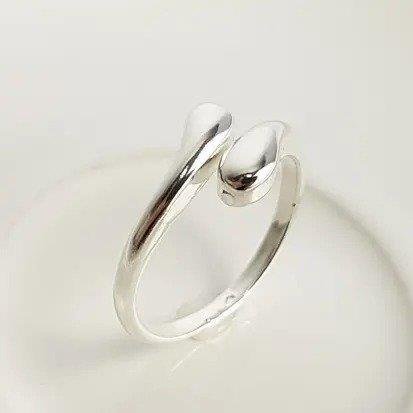 ANEL ARO REGULAVEL PONTAS EM GOTA OVAL | BANHO DE PRATA