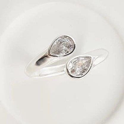 ANEL ARO REGULAVEL LISO PONTA EM GOTA CRISTAL| BANHADO EM OURO 18K