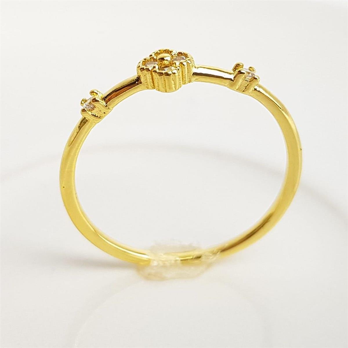 ANEL ARO LISO TREVO CRAVEJADO E PONTOS DE LUZ 