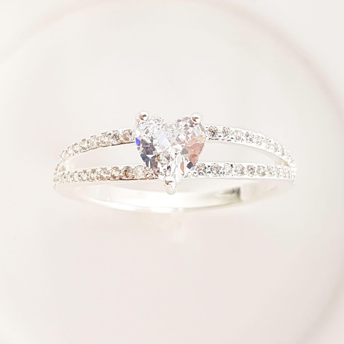 ANEL ARO DUPLO CRAVEJADO CORAÇÃO CRISTAL| BANHO DE PRATA 