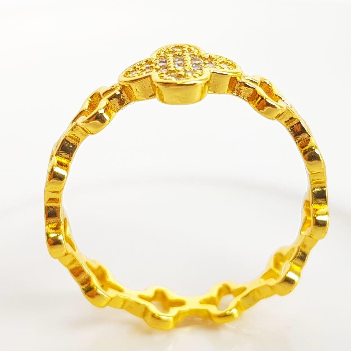 ANEL ARO EM TREVOS VAZADOS LISOS MEIO CRAVEJADO | BANHADO EM OURO 18K 