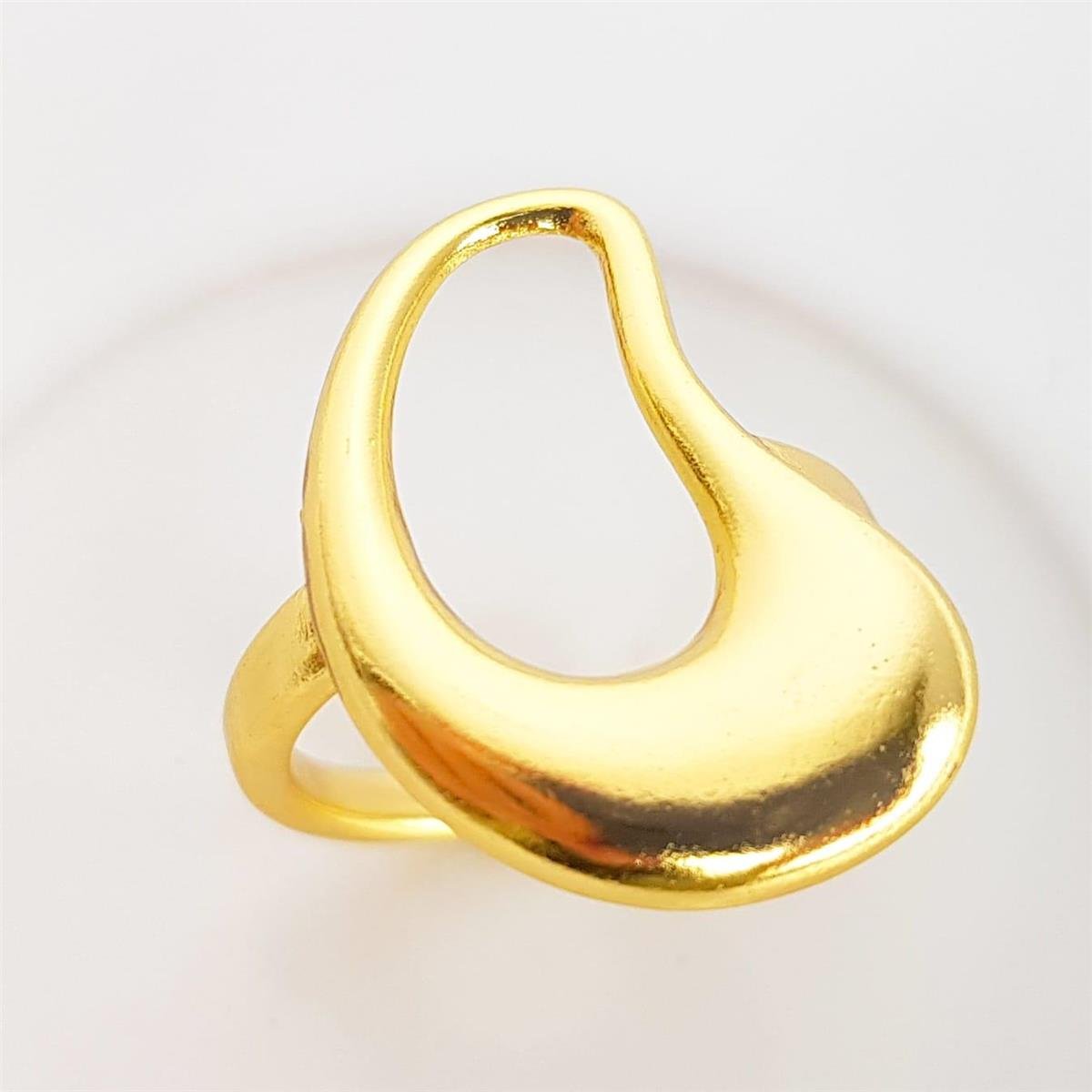 ANEL ARO LISO FRENTE OVAL ORGÂNICO LISO | BANHADO EM OURO 18K 