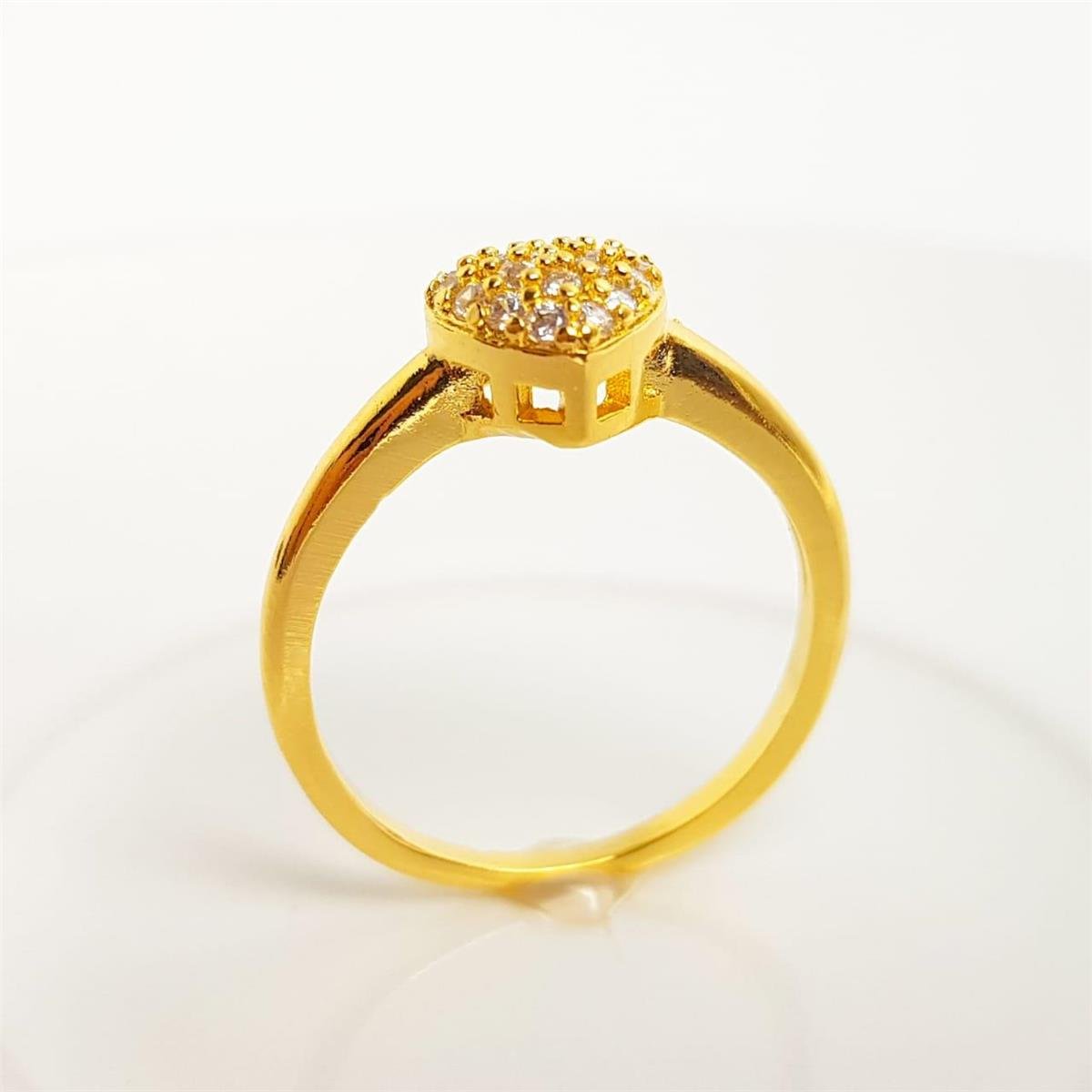 ANEL ARO LISO CORAÇÃO CRAVEJADO ZIRCÔNIA CRISTAL |BANHADO EM OURO 18K 