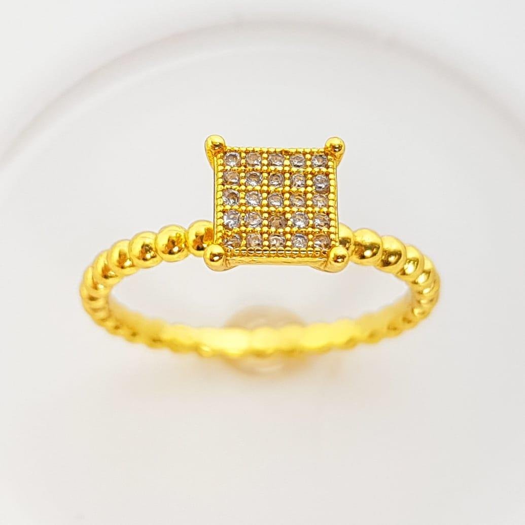 ANEL ARO EM BOLINHAS QUADRADO CRAVEJADO | BANHADO EM OURO 18K 