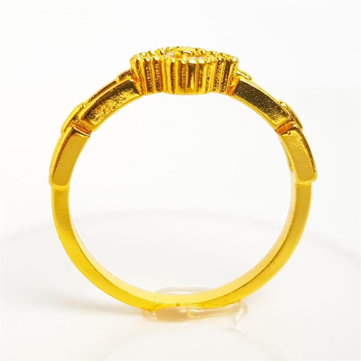 ANEL ARO EM ELOS QUADRADOS TREVO CRISTAL AO MEIO |BANHADO EM OURO 18K 