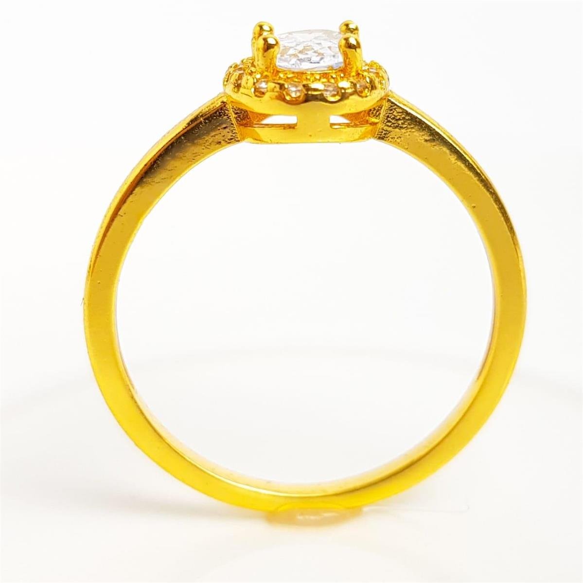 ANEL SOLITÁRIO PEDRA CRISTAL REDOR CRAVEJADA | BANHADO EM OURO 18K 