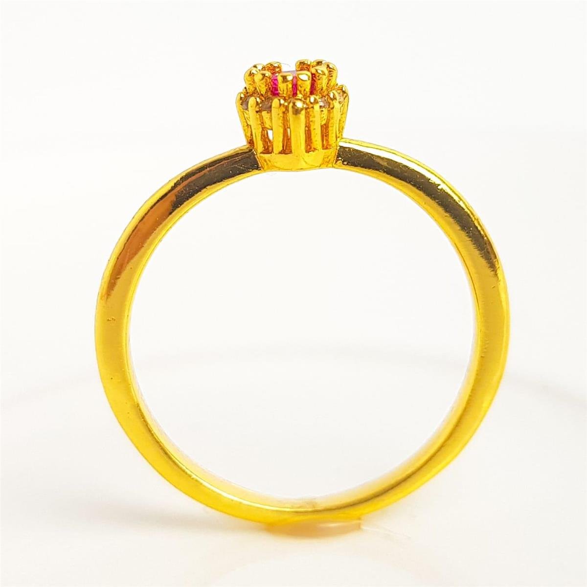 ANEL SOLITÁRIO ARO LISO CORAÇÃO ZIRCÔNIA ROSA REDOR CRAVEJADO|BANHADO EM OURO 18K 