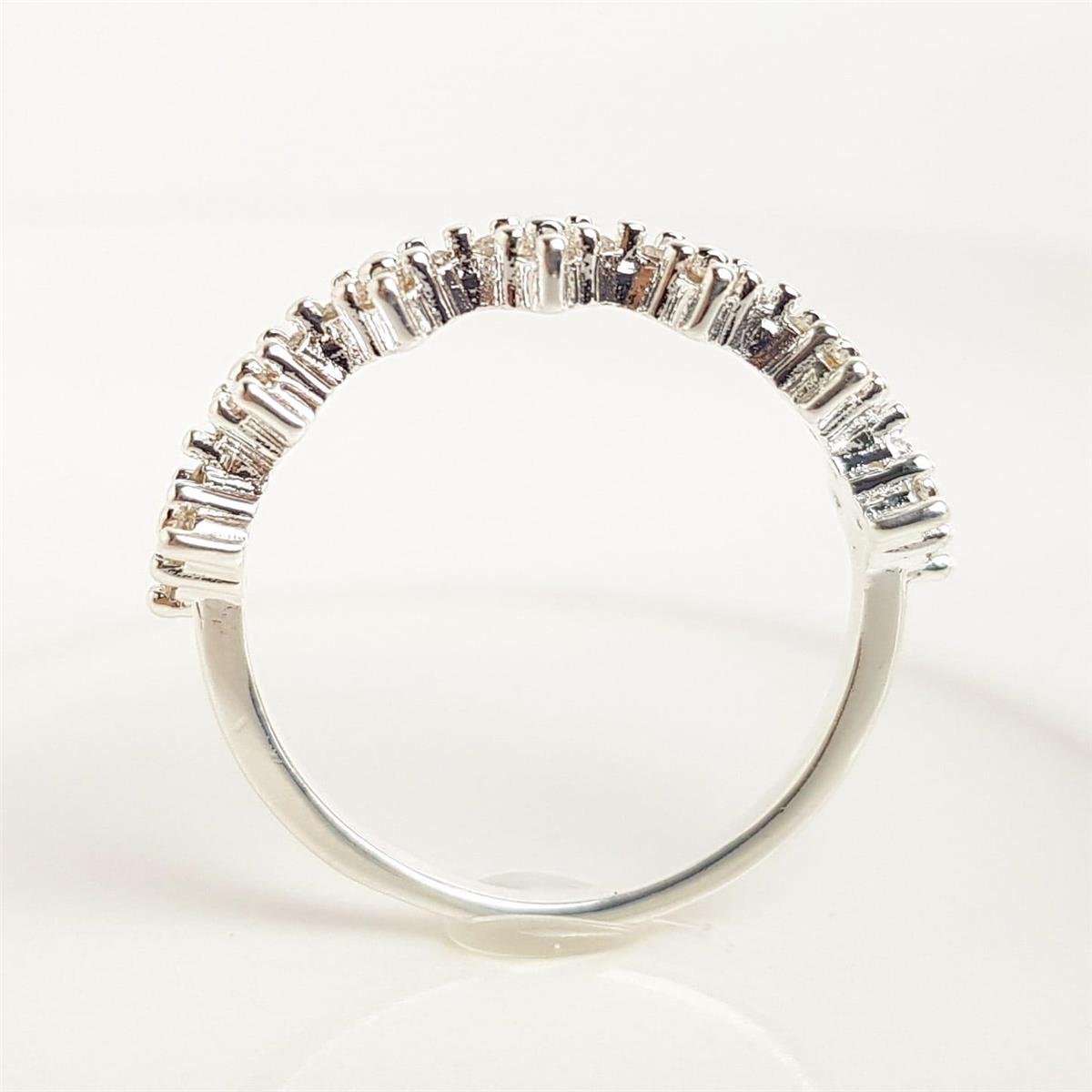 ANEL ARO LISO FRENTE 7 FLORES EM ZIRCÔNIA CRISTAL| BANHO DE PRATA 