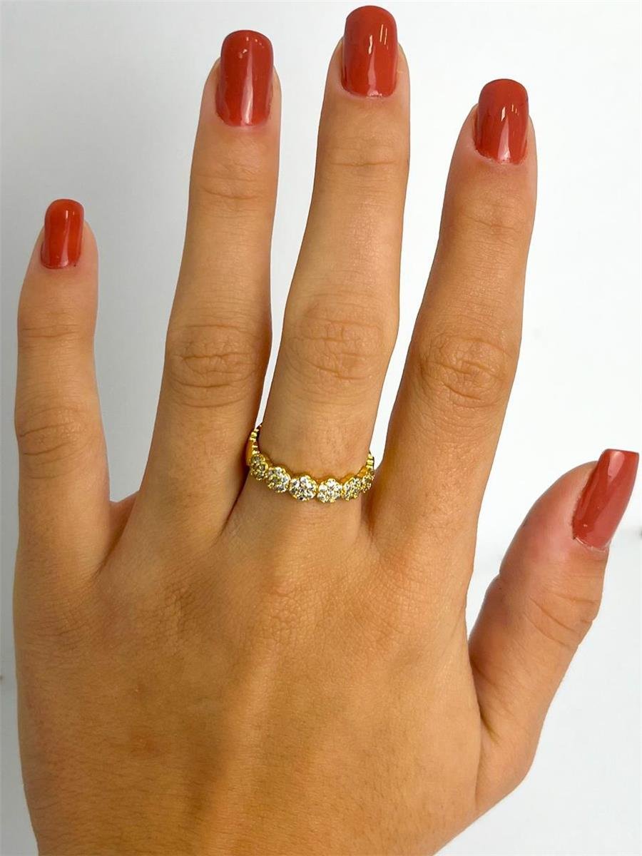 ANEL ARO EM FORMATO HEXAGONAL FRENTE CRAVEJADO | BANHADO EM OURO 18K