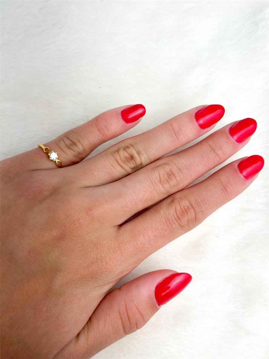 ANEL SOLITARIO ARO EM TRIÂNGULO ZIRCÔNIA COM 6 GARRINHAS | BANHO DE OURO 18K