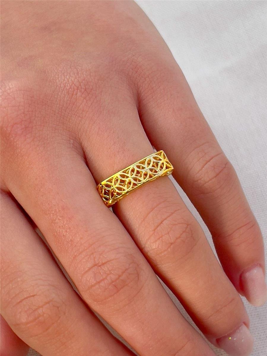 ANEL FRENTE QUADRADO ARO VAZADO FLORES | OURO 18K