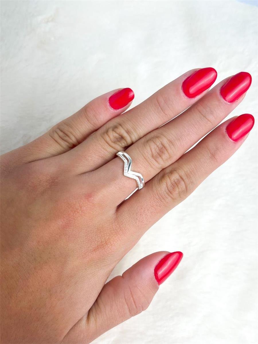 ANEL ARO DUPLO FILETE LISO/CRAVEJADO CENTRO TRIANGULAR | PRATA 925