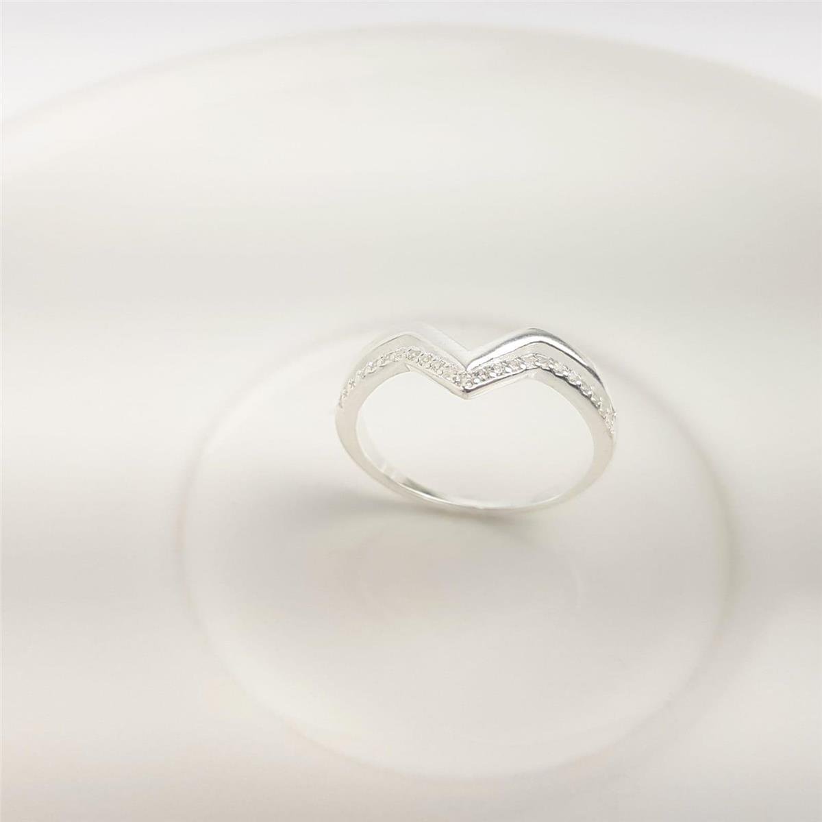 ANEL ARO DUPLO FILETE LISO/CRAVEJADO CENTRO TRIANGULAR | PRATA 925