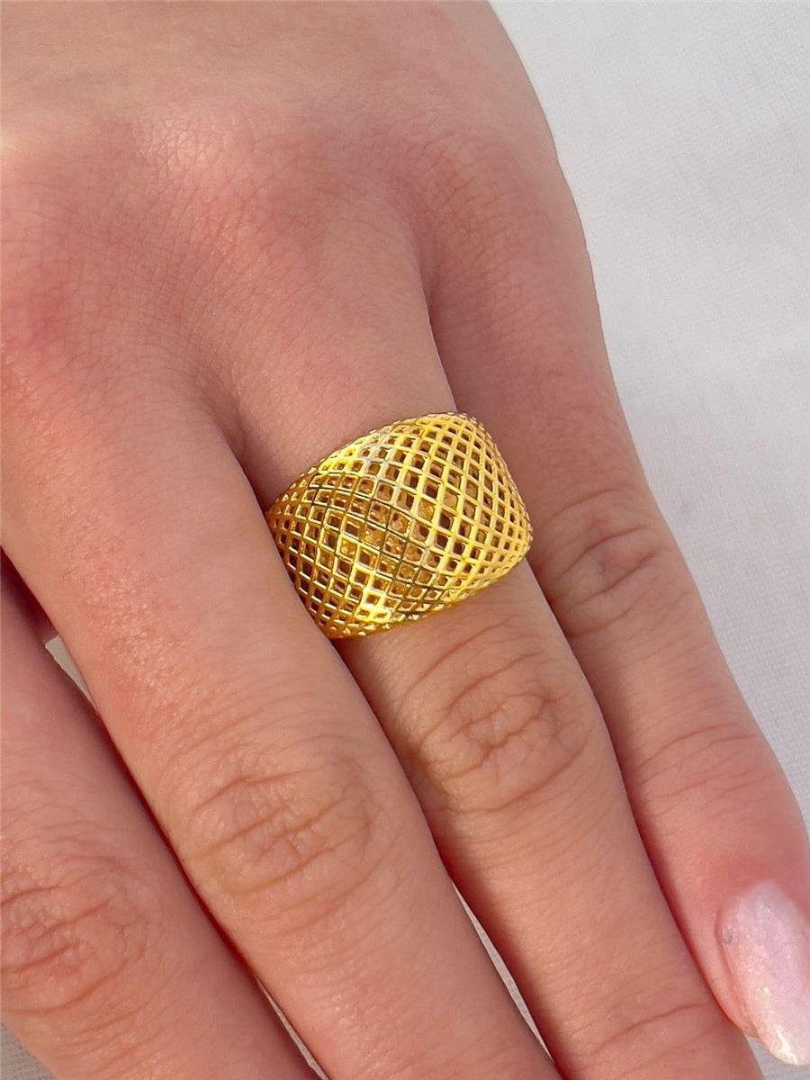 ANEL ARO LISO FRENTE LARGA EM GRADE | BANHADO EM OURO 18K