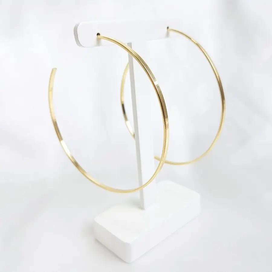 ARGOLA FIO QUADRADO|6,5CM|BANHADO EM OURO 18K