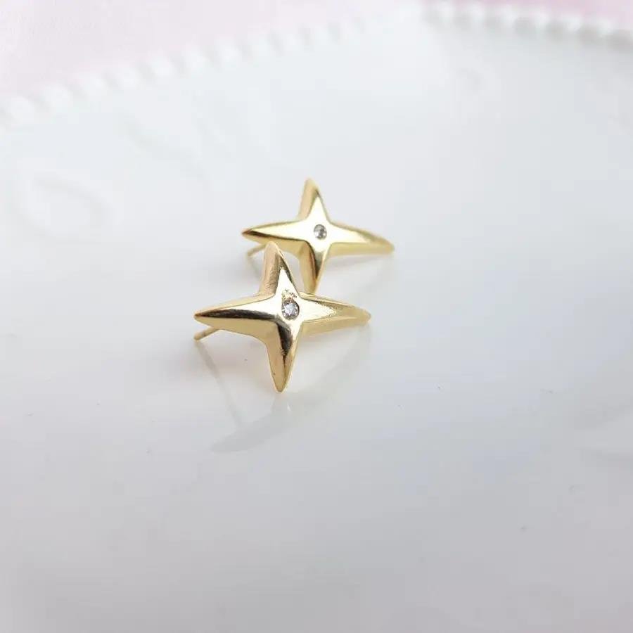 BRINCO ESTRELA DE BELEM|2,5CM|BANHADO EM OURO 18K