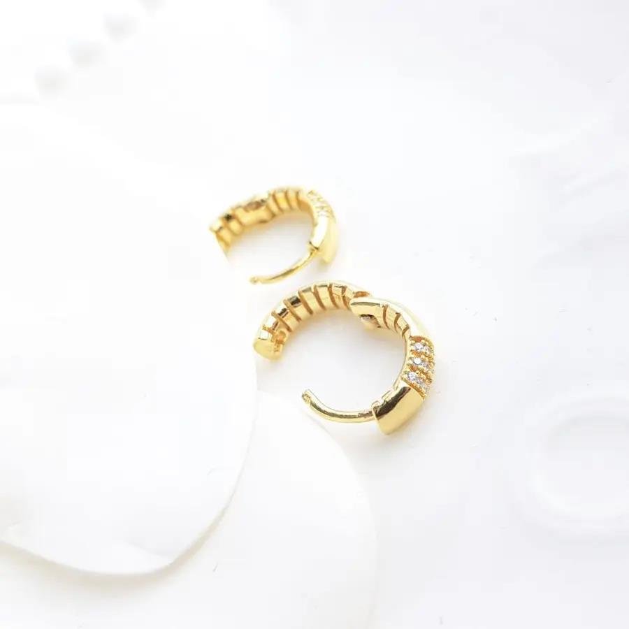 ARGOLA 3 LINHAS CRAVEJADAS E INTERIOR COM FILETES|BANHADO EM OURO 18K