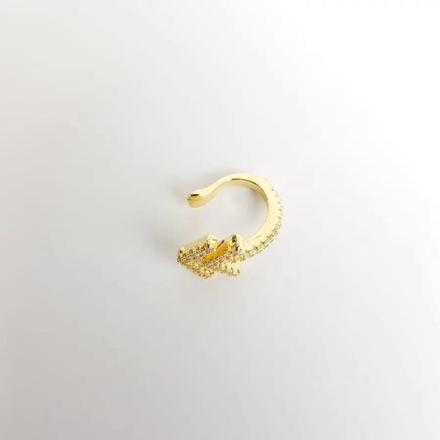 PIERCING FAKE FLECHA CRAVEJADO|BANNHADO EM OURO 18K